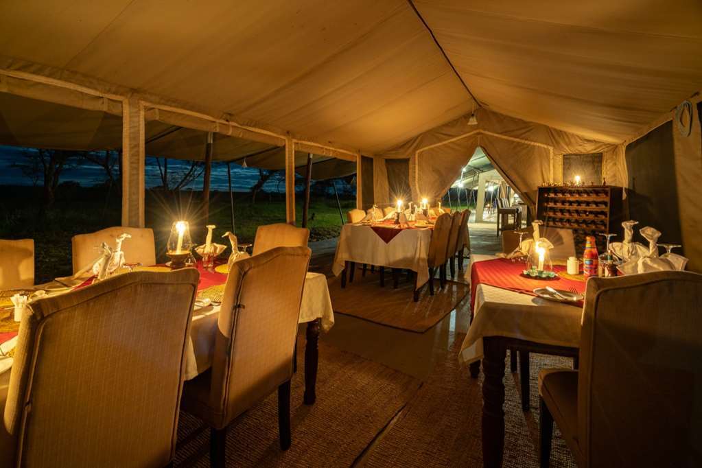 Karibu Camps And Lodges Sametu Camp Serengeti Robanda Étterem fotó
